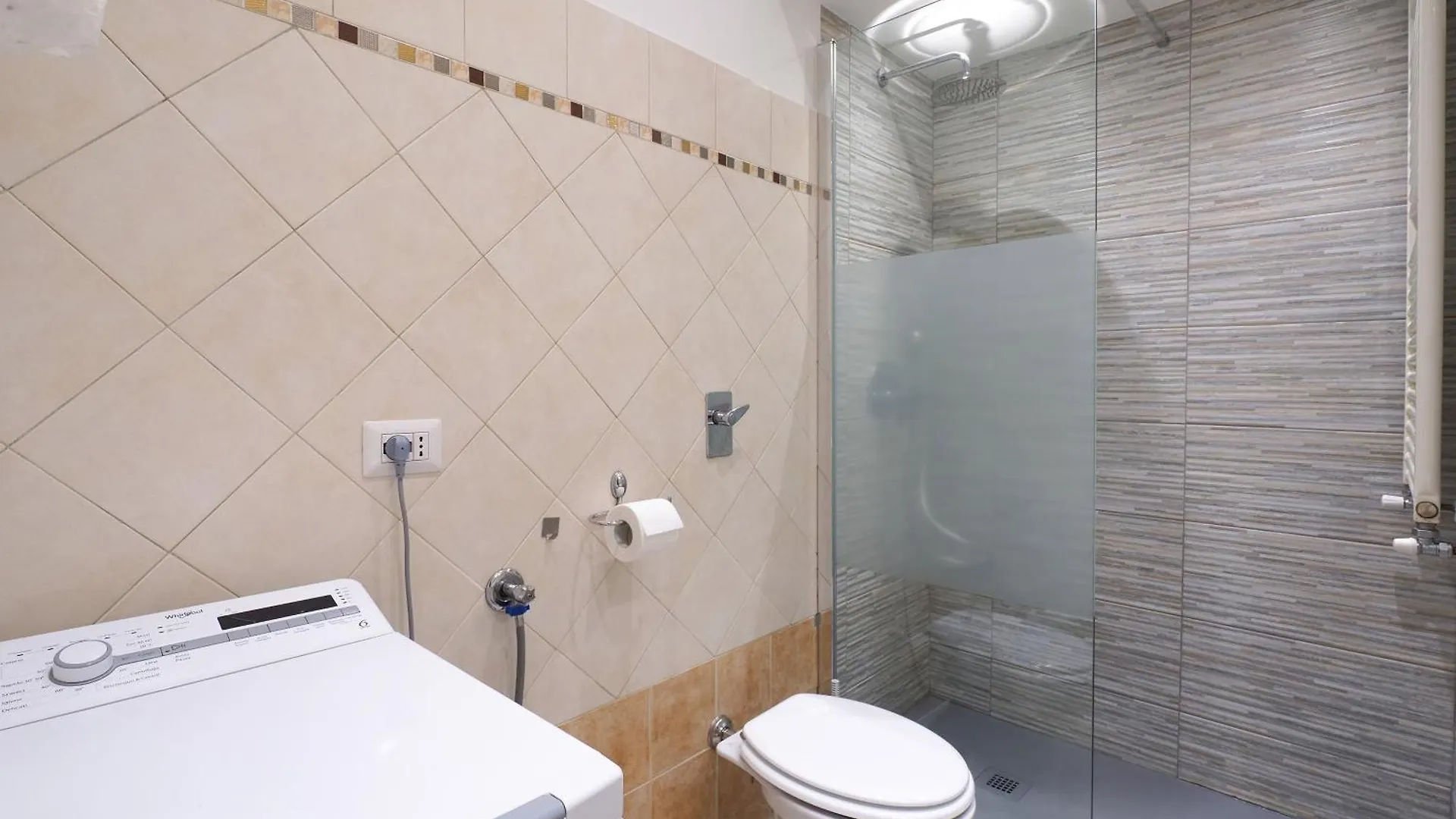 Delizioso Studio Tra Navigli E Mm Sant'Agostino Milan